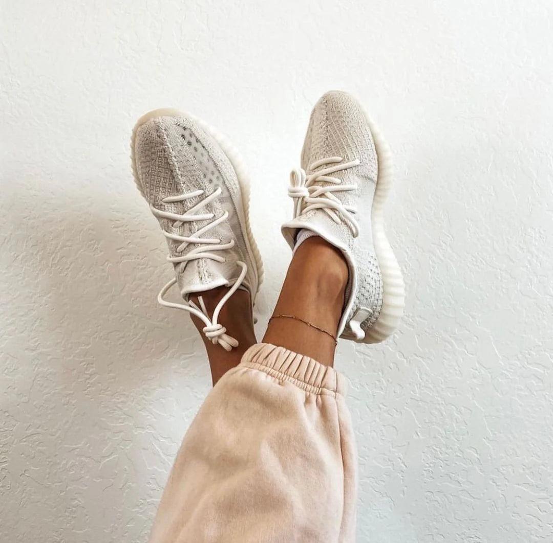 Y**zy boost 350 v2