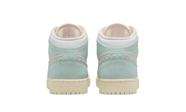 Jordan 1 Mid SE Pink Oxford (GS)