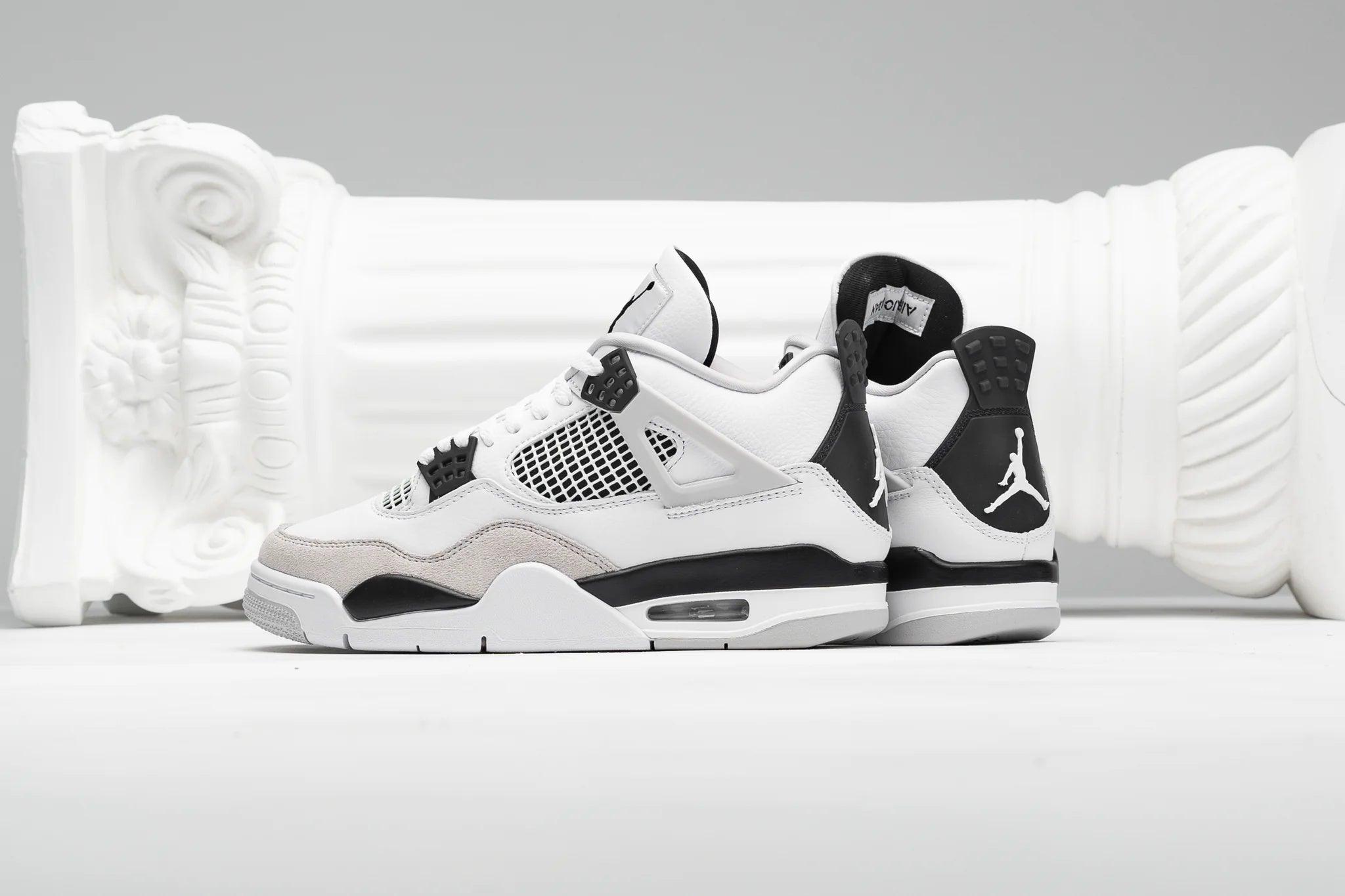 Jordan 4 Retro