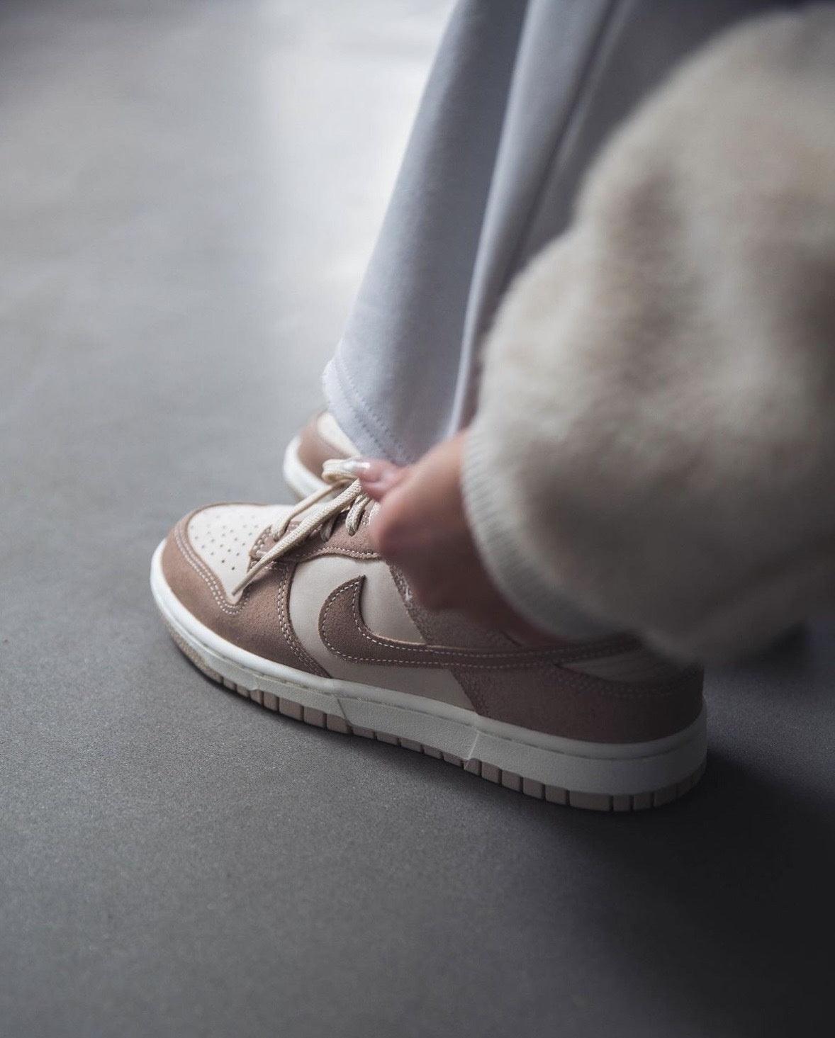 Nike Dunk Low SE