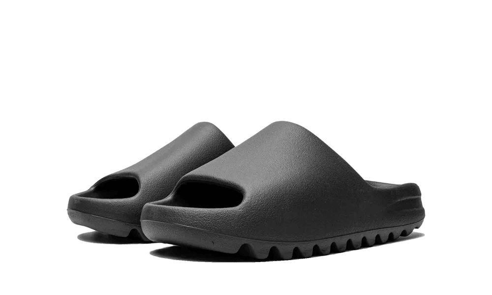 Y**zy slide onyx